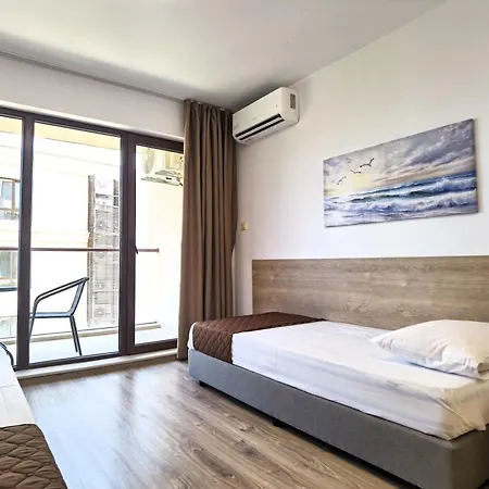 Cabacum Pleasure Beachfront - 50m To And Pool