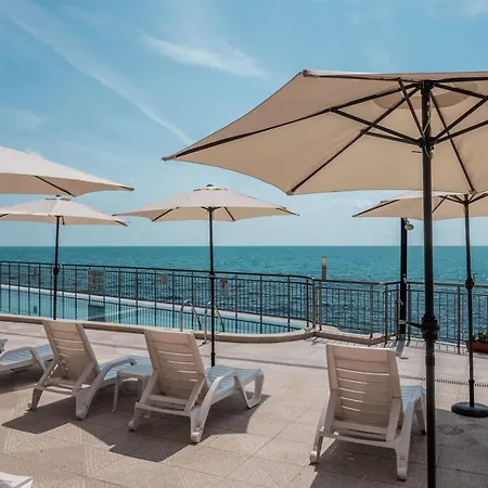 Aparthotel Cabacum Pleasure Beachfront - 50m To And Pool